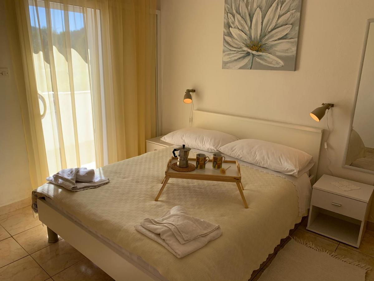 Apartments Ema Sali Extérieur photo