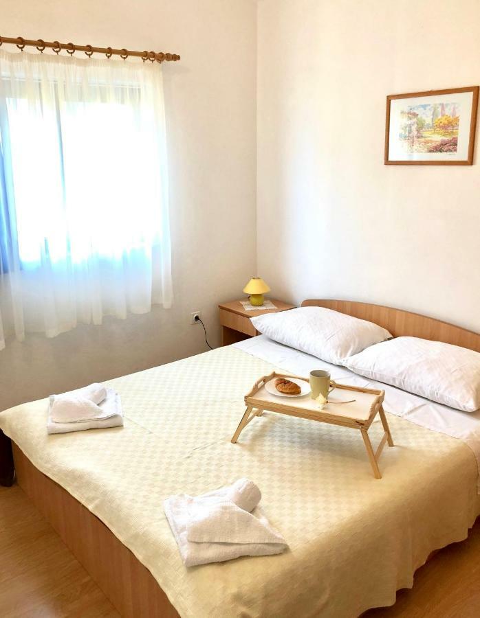 Apartments Ema Sali Extérieur photo