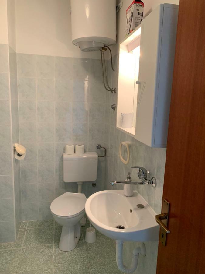 Apartments Ema Sali Extérieur photo
